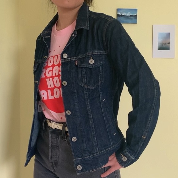 Levi’s Denim Jacket - Picture 4 of 4